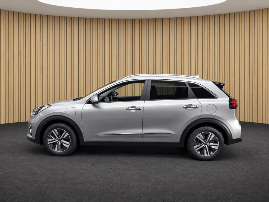 Kia Niro 1.6 GDi PHEV DynamicLine DEALER ONDERHOUDEN | NAVIGATIE | ACHTERUITRIJCAMERA | PLUG-IN |