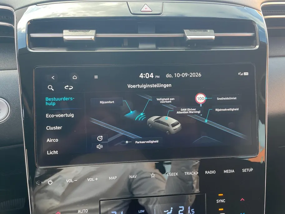 Hyundai Tucson 1.6 T-GDI PHEV Comfort Smart 4WD 1ste eigenaar | Navigatie| Climate control| Adaptieve cruise control| Stoel/stuurverwarming| Elektrische achterklep |Trekhaak|
