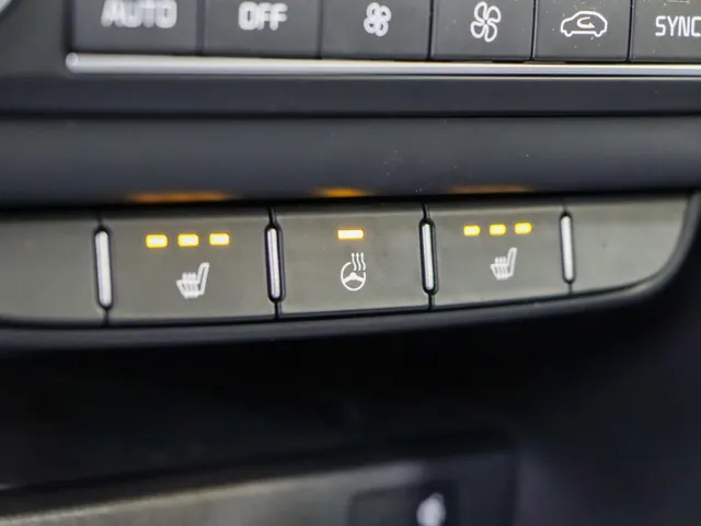 Kia Ceed 1.0 T-GDi DynamicPlusLine