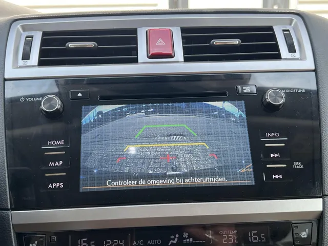 Subaru Outback 2.5i Premium Automaat | All Season Banden | Trekhaak | Elek. Schuif/Kantel Dak | Crème Witte Lederen Bekleding