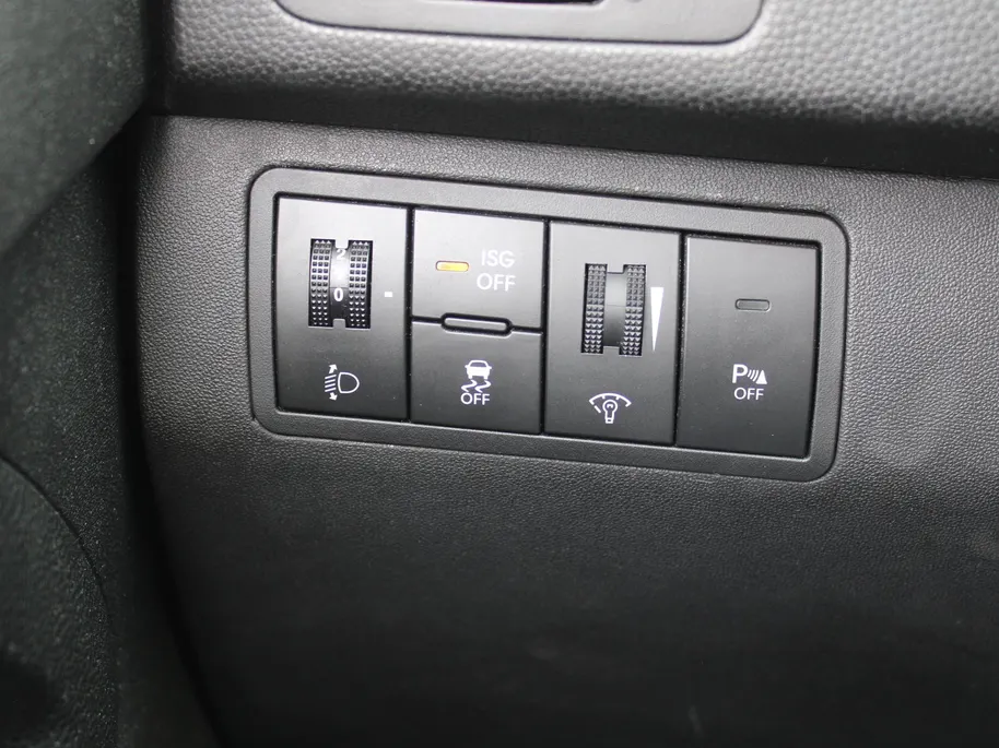 Kia Venga 1.4 CVVT X-ecutive | Trekhaak | 16' LM | Clima | Cruise | Navi | Parkeersensor achter |