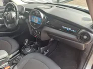 MINI 5-Deurs 1.5 Cooper Camden Edition | Navi | Sensoren | Cruise | DAB | Apple Carplay/Android Auto
