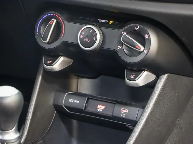 Kia Picanto 1.0 DPI DynamicLine Beschikbaar in Overleg