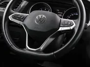 Volkswagen Tiguan 1.5 TSI 150pk DSG Elegance · Camera · Apple/Android Car Play · Stuur- & Stoelverwarming · ACC · Elek. Inklapbare Spiegels ·