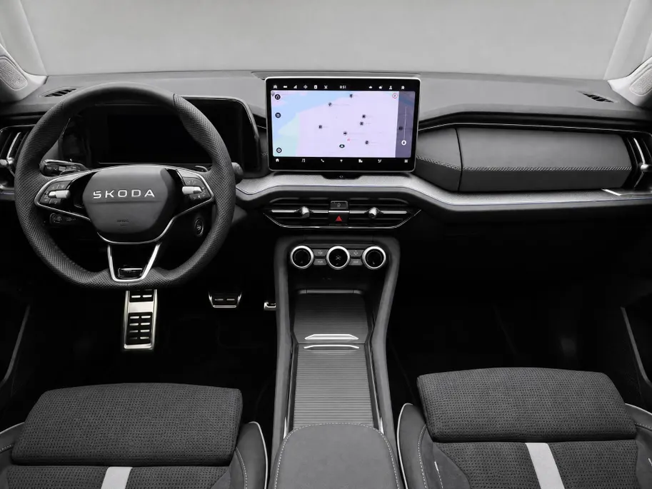 Škoda Kodiaq Sportline Business 1.5 TSI PHEV 150 kW / 204 PK | Elektrisch bedienbaar schuif-/kanteldak | Parkeer pakket | Trekhaak wegklapbaar | 2000,- inruilvoordeel