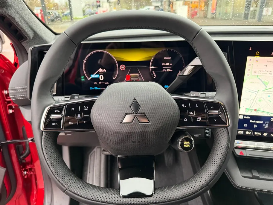 Mitsubishi Eclipse Cross Intense 87 kWh | 4000 EURO KORTING | SNEL RIJDEN | 633 WLTP | ACHTERUITRIJCAMERA |