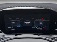 Audi Q6 e-tron S edition 306pk performance 100 kWh · Panoramadak · Luchtvering · Trekhaak · 360 Camera · Warmtepomp · Head-Up · Elek. Voorstoelen · 21'' Inch · 24-11-2030 of 100.000km