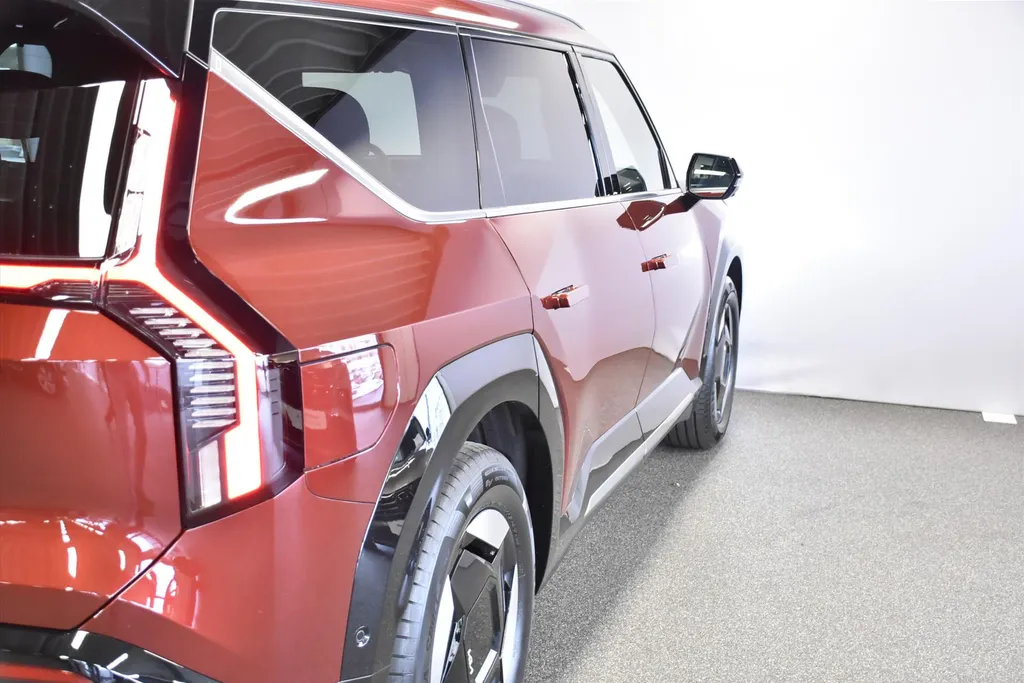 Kia EV9 99,8kWh 204pk RWD Air NIEUW - SNEL LEVERBAAR