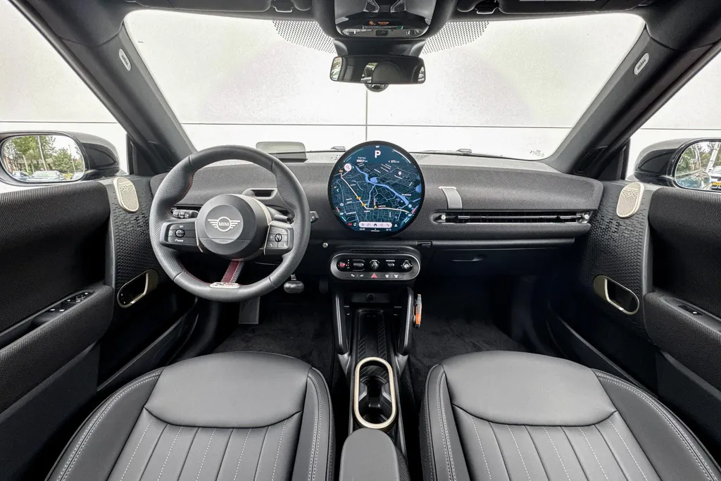 MINI Cooper 3-deurs Electric Cooper E John Cooper Works L 40.7 kWh