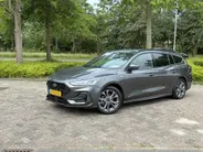 Ford Focus Wagon 1.0 EcoBoost Hybrid ST Line NAVIGATIE GROOTSCHERM.