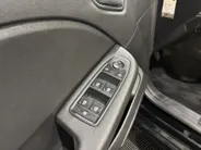 Renault Clio 90PK TCe GPF Evolution | 1e eigenaar | Navi | Parkeersensoren | Apple CarPlay/Android Auto | Licht & Regen Sensor | Digital Cockpit | Airco | Full LED |