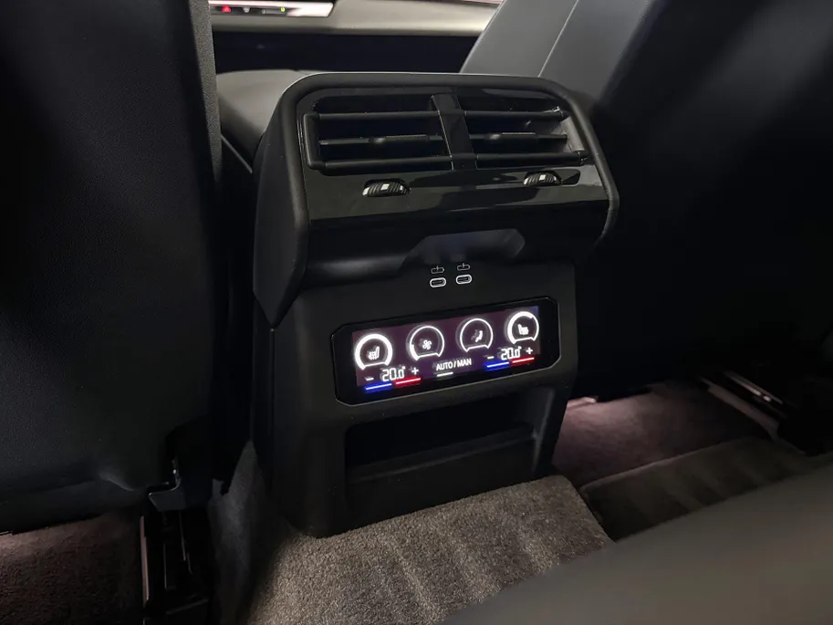 BMW i5 Touring eDrive40 84 kWh
