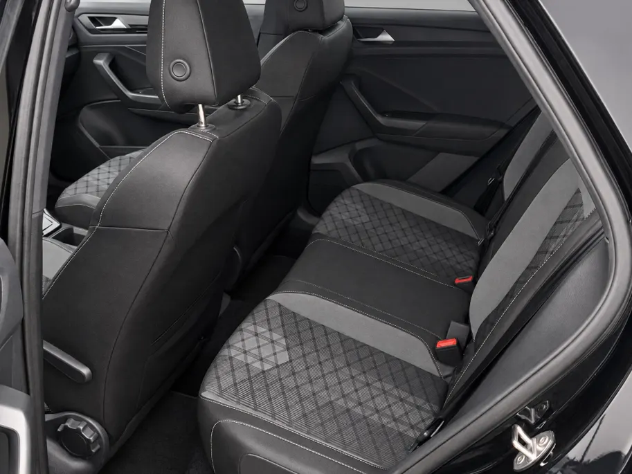 Volkswagen T-Roc 1.5TSI/150PK R-Line · Apple/Android Car Play · Camera + Parkeersensoren · Keyless · Dodehoeksensoren · Stoelverwarming · Garantie t/m 27-03-2027