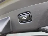 Kia Niro 1.6 GDi Hybrid DynamicPlusLine | Schuif-/kanteldak | Stuur-/stoelverwarming | Cruise adapt. | Camera | Clima | 16' LM |