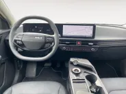Kia EV6 Light Edition 63 kWh | VOORRAAD VOORDEEL NU €42.950,- | Direct leverbaar | Stoel+Stuur verwarming | Climate control | Navigatie | Parkeer camera achter | Parkeer sensoren voor en achter