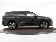 Volkswagen Tayron 1.5 272pk DSG eHybrid R-Line Edition · Panoramadak · 360 Camera · Wegklapbare Trekhaak · Black Style · 20'' Inch · Garantie t/m 17-11-2029 of 100.000km