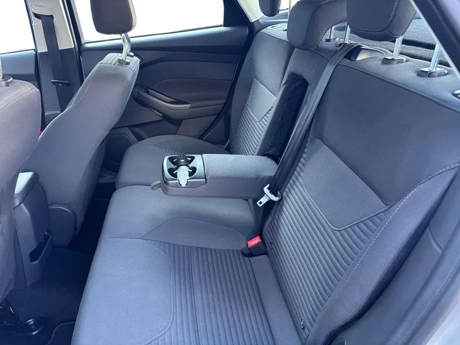 Ford Focus 1.0 Titanium | 1e eigenaar | Adaptive cruise |  Multimedia | Parkeer sensoren | Led koplampen |