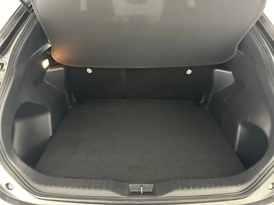 Toyota Yaris Cross 1.5 Hybrid Dynamic | Navigatie | 17'' L.M. Velgen | Adaptieve Cruise Control