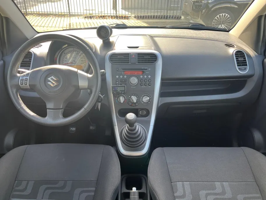 Suzuki Splash 1.0 VVT Comfort | Dealer onderhouden | Zeer lage kilometerstand | Compacte en zuinige auto met hoge zit | Airco