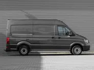 Volkswagen Bedrijfswagens Crafter 30 2.0 TDI 140pk DSG L3H3 Trendline · Camera · Trekhaak · Side Bars · Cruise Control · Apple/Android Car Play · DAB Radio · Garantie t/m 04-09-2028 of 120.000km