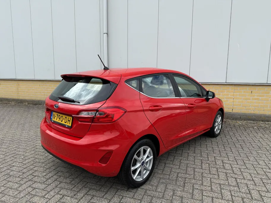 Ford Fiesta 1.0 EcoBoost Titanium 100PK | Winter Pack | Keyless Entry | Apple Carplay & Android Auto | Parkeersensoren voor & achter