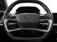 Audi Q4 e-tron 50 299pk Quattro S Competition 77 kWh · SOH 93% · Panoramadak · Wegklapbare Trekhaak · Elek. Voorstoelen · Leder Interieur · 21'' Inch ·