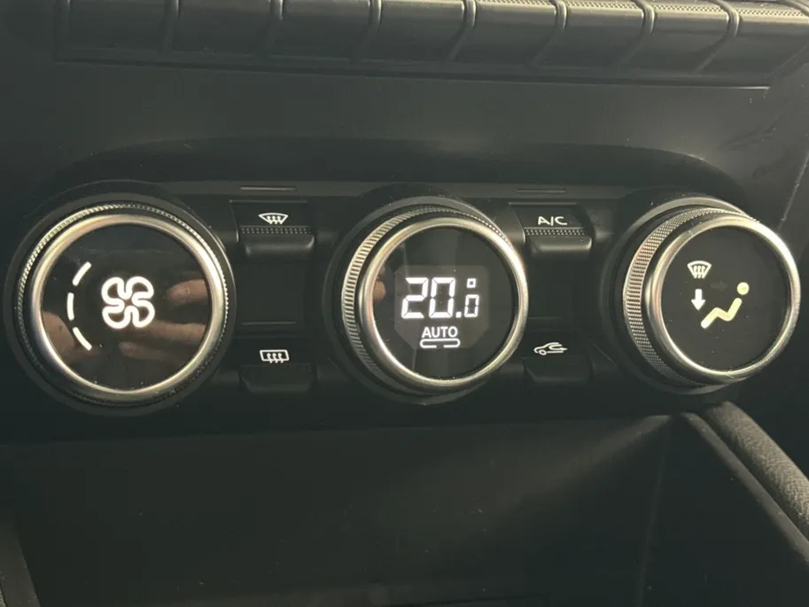 Renault Captur 1.6 E-Tech PHEV 160 Intens | Groot Scherm + Navigatie | Parkeercamera | Cruise Control