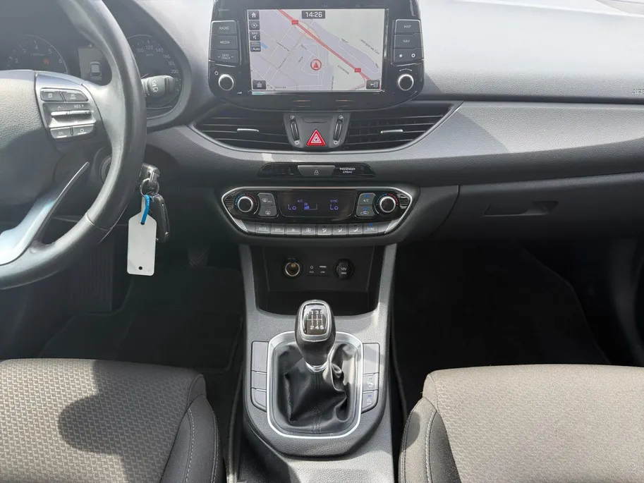 Hyundai i30 Wagon 1.0 T-GDI Comfort | Apple Carplay | Android Auto | Navigatie | Cruise Control | Climate Control | Trekhaak