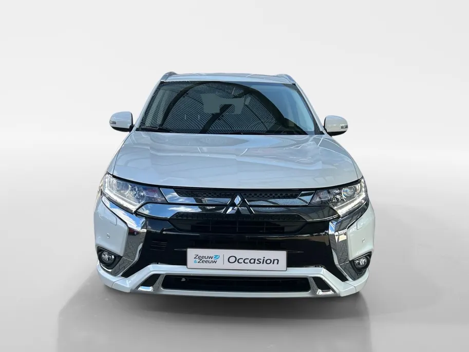 Mitsubishi Outlander 2.4 PHEV Pure+ | Automaat | Keyless start | Keyless entry | Stoel Verwarming | Trekhaak | Cruise control |
