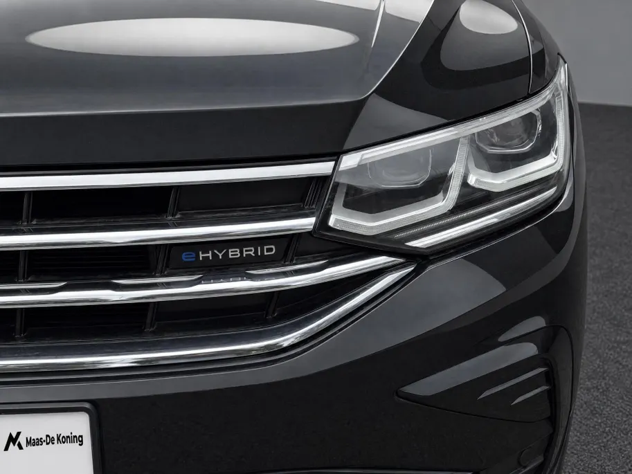 Volkswagen Tiguan 1.4 TSI eHybrid 245pk DSG Elegance · SOH 93,1% · Panoramadak · Camera · Parkeerassistent · Matrix LED · Keyless · Elek. Achterklep ·