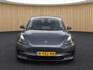 Tesla Model 3 Standard RWD Plus 60 kWh 90% SOH | 12 maanden BOVAG | Stoelverwarming | Groot scherm |