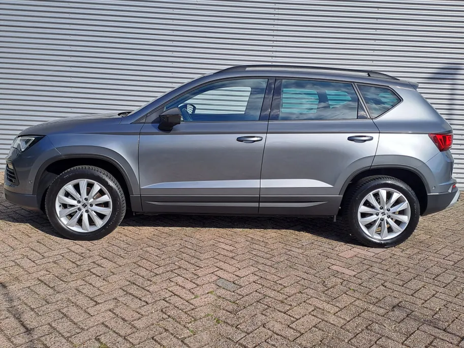 SEAT Ateca 1.5 TSI Style Business Intense | Keyless start | ECC | Navigatie | Camera | Cruise control adaptief | Apple Carplay/Android Auto | 17'' LM