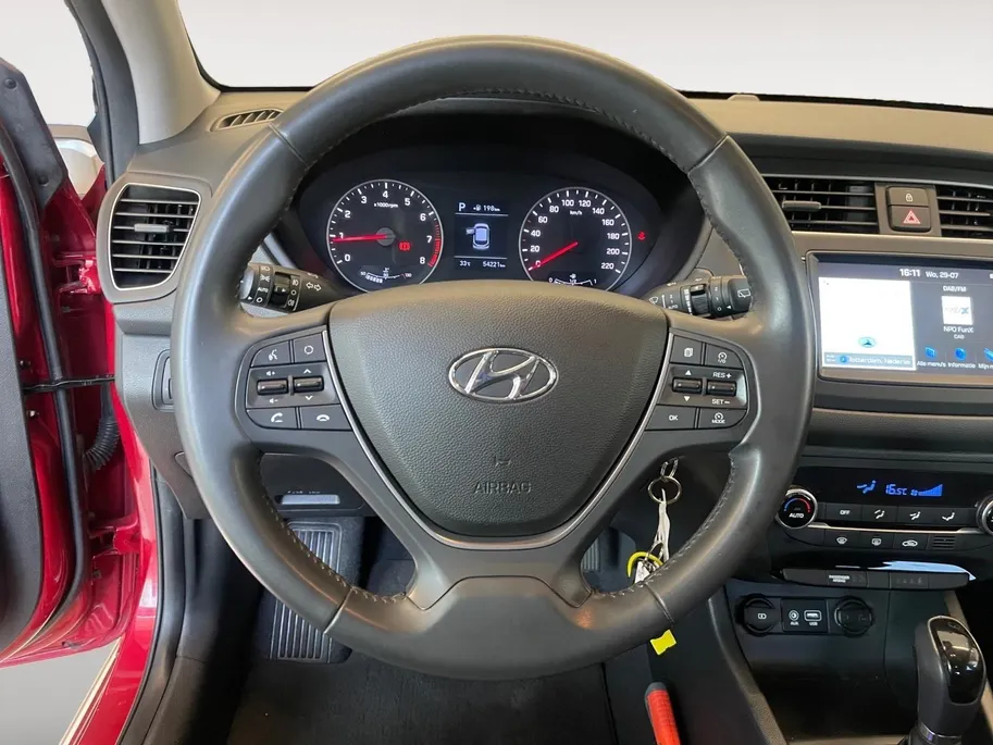 Hyundai i20 1.0 T-GDI Comfort | Automaat | Cruise Control | Climate Control | Camera | Navigatie | LM Velgen |
