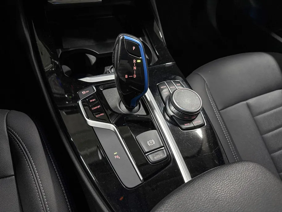 BMW iX3 Executive