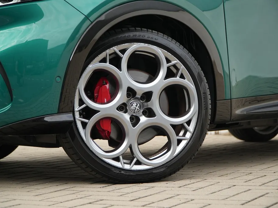 Alfa Romeo Tonale 1.5 MHEV 160 PK Hybrid Veloce | Leder | Winter | 360cam | 20'