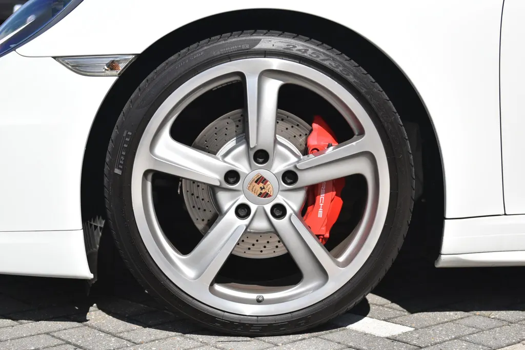 Porsche 911 Cabrio 3.8 Carrera 4S