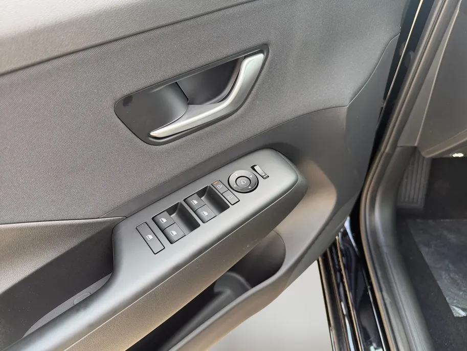 Hyundai Kona Electric Comfort Smart 64.8 kWh | DIRECT LEVERBAAR | SUPER GAVE ACTIE, TOT €1.500,- KORTING | OP=OP |