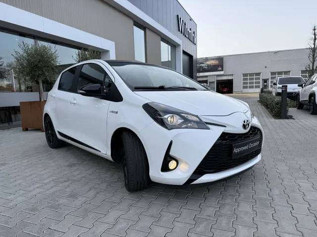 Toyota Yaris 1.5 Hybrid GR-Sport | Apple Car-Play | Camera | Bi-Tone