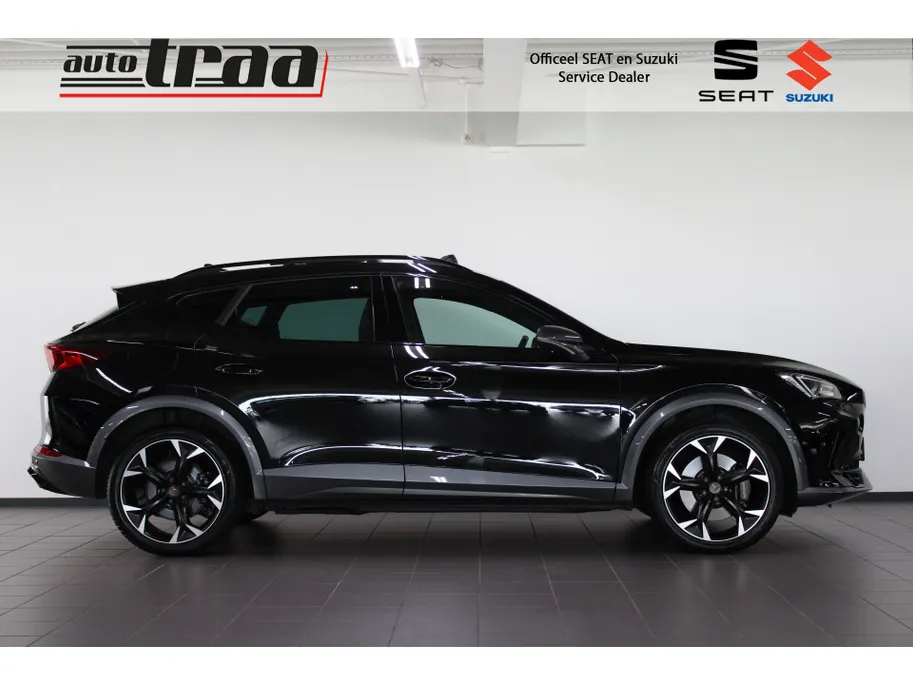 CUPRA Formentor 1.4 e-Hybrid VZ Performance / PANO. / STOEL + STUUR VERW. / 19'' LMV /