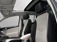 Volkswagen Tiguan 1.4 TSI 245pk DSG eHybrid Elegance · Camera · Panoramadak · Wegklapbare Trekhaak · Apple/Android Car Play · 18'' Inch ·