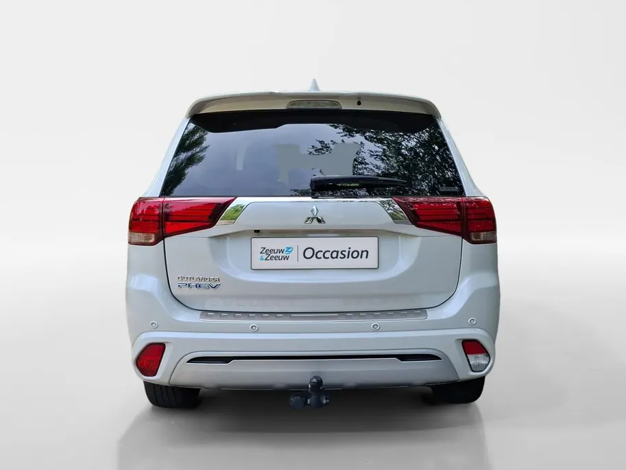 Mitsubishi Outlander 2.4 PHEV Intense | CRUISE | CLIMATE | PDC | STOELVERWARMING |