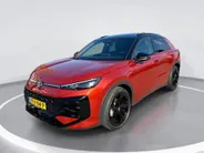 Volkswagen T-Roc 1.5 eTSI R-Line First Edition (360° Camera, Schuif-kanteldak, Elektrische achterklep, etc.)