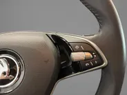 Škoda Fabia 1.0 TSI 95pk Selection · Apple/Android Car Play · Navigatie · Airco · Cruise Control · P-Sensoren · 15'' Inch · Garantie t/m 10-06-2028 of 100.000km