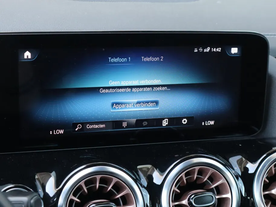 Mercedes-Benz EQA 250 Business Solution Luxury 67 kWh l Keyless l Panoramadak l Stoelverwarming