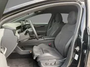 Volkswagen ID.7 Tourer Pro Limited Edition 77 kWh · 20' Black Style velgen + all-season banden · 360 camera · verwarmde voorstoelen · Trekhaak inklapbaar, met elektrische ontgrendeling ·