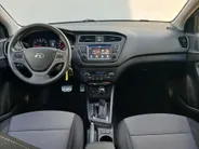Hyundai i20 1.0 T-GDI 100PK Automaat Comfort / Carplay / Climate en Cruisecontrol! / UNIEK!