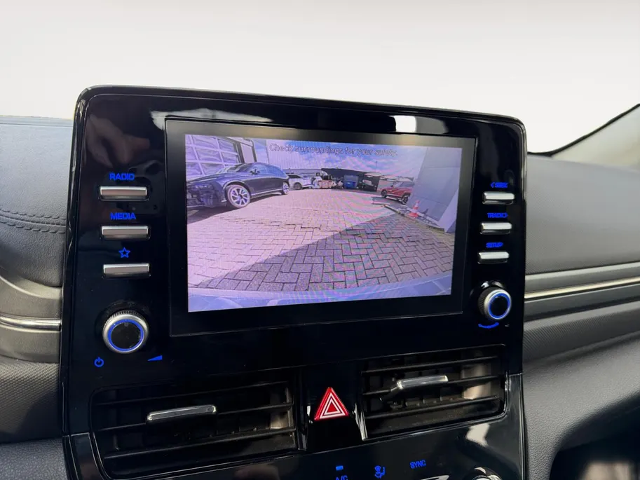 Hyundai IONIQ 1.6 GDi Hybrid i-Motion | Nette auto | Dealer onderhouden | Achteruitrijcamera | Apple CarPlay & Android Auto | Climate control |