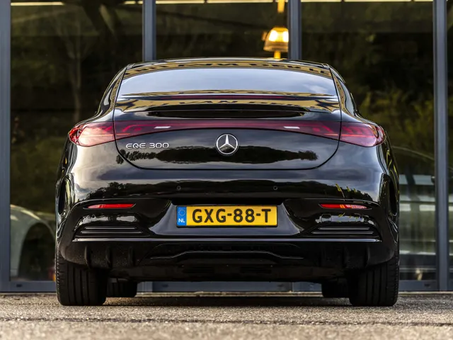 Mercedes-Benz EQE 300 Business Line 89 kWh SOH 95,83%