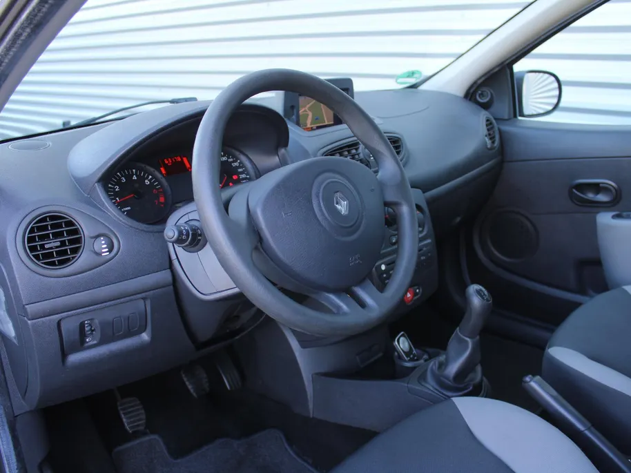 Renault Clio 1.2 Special Line | 5-Drs | Navi | Airco | Eerste eigenaar | Elek. ramen | Michelin Winterbanden |