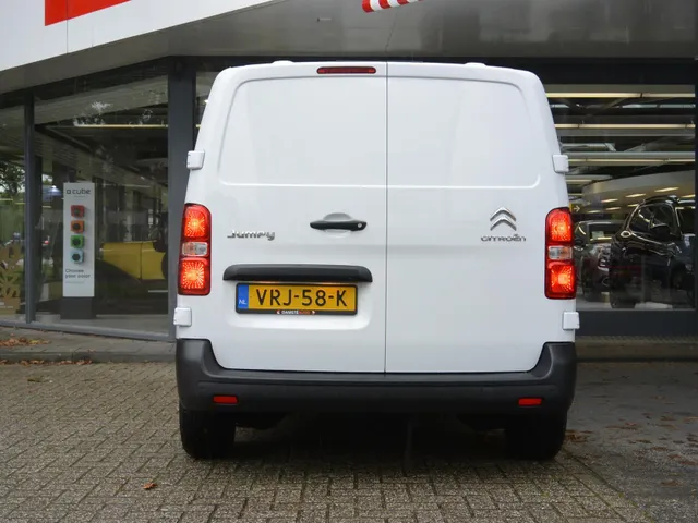 Citroën Jumpy M 2.0 BlueHDi 145pk Club